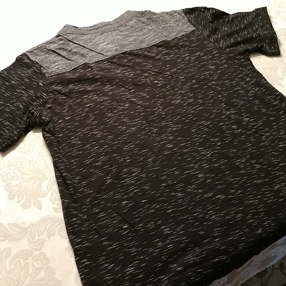 Hudson Barrow NYC button front Men's shirt, Medium - Picture 3 of 7